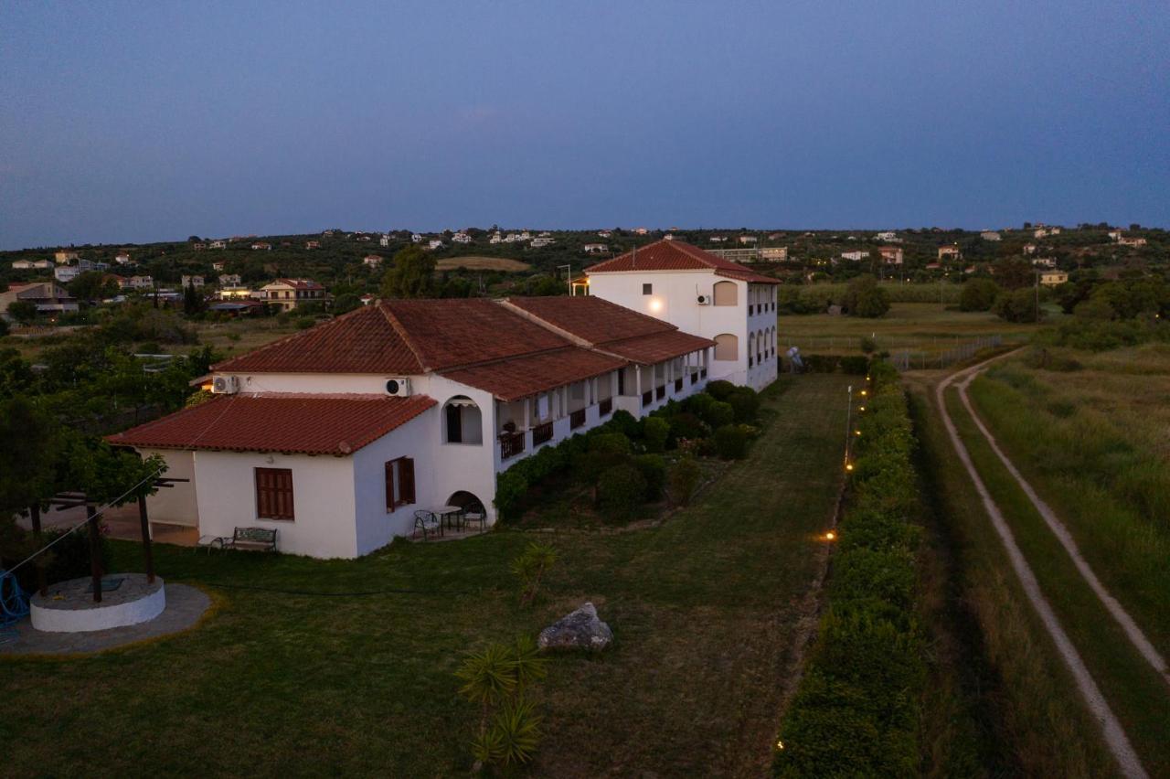 Ilias Apartments Метоні Екстер'єр фото