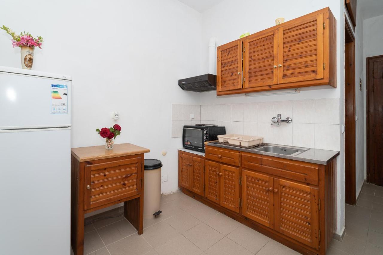 Ilias Apartments Метоні Екстер'єр фото