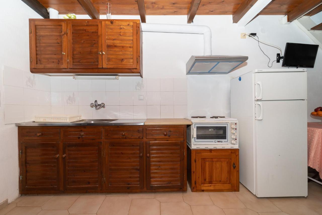 Ilias Apartments Метоні Екстер'єр фото