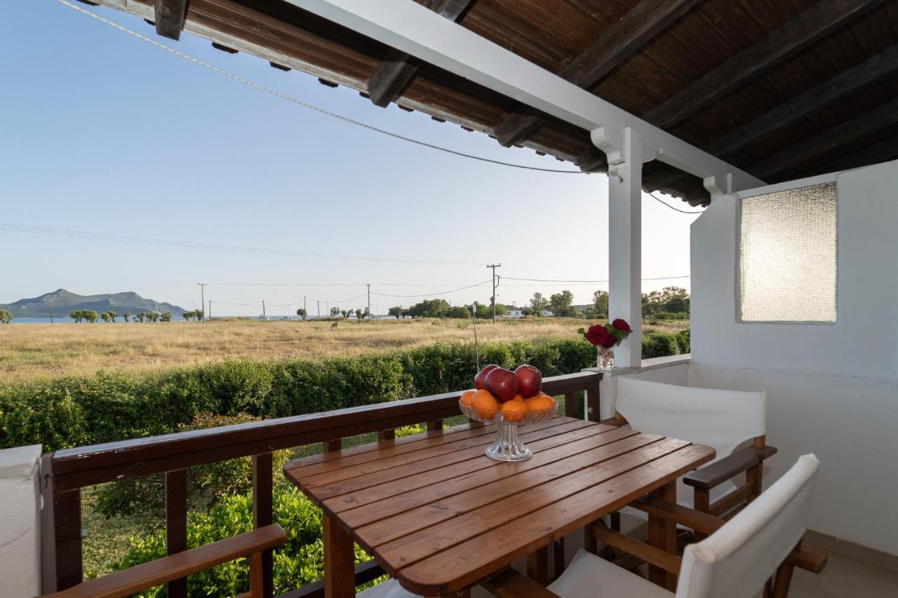 Ilias Apartments Метоні Екстер'єр фото