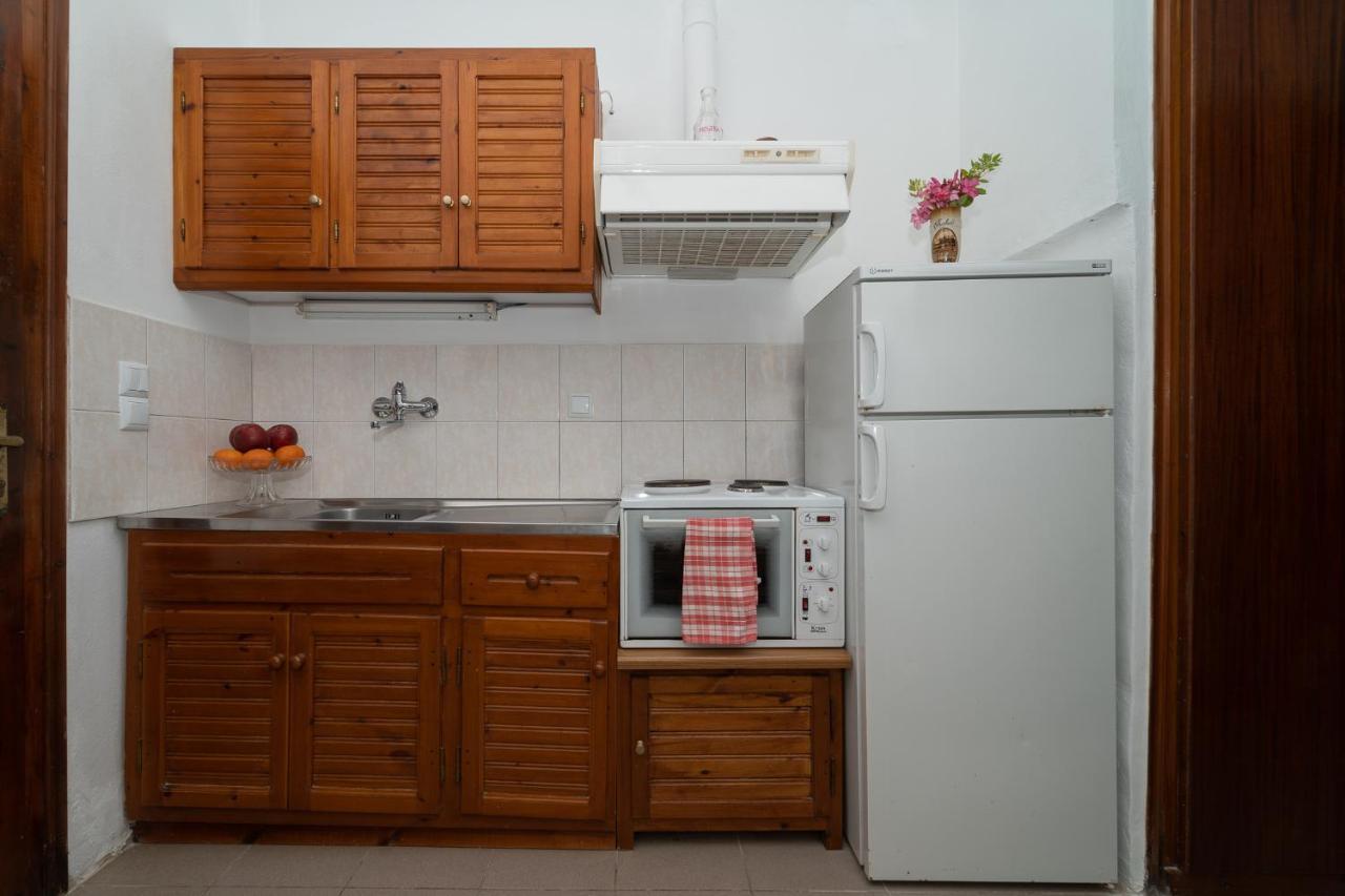 Ilias Apartments Метоні Екстер'єр фото